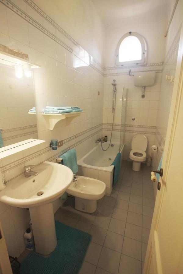 Suite Tra I Tetti Con Bagno Privato Pisa Exterior foto